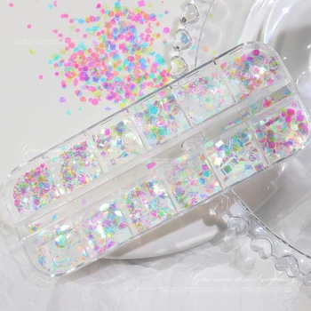 12 İzgaralar / Set Mermaid Glitter pul Tırnak Sanat Dekorasyon Mix Şekli Holografik Yanardöner Altın Folyo Gevreği DIY Manikür araçları