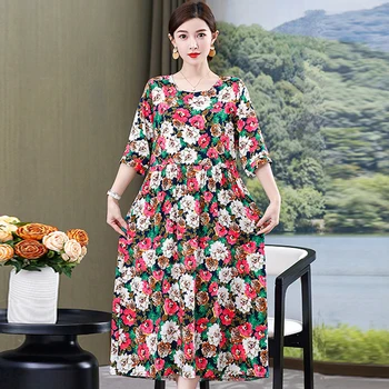 Yaz Çiçek Elbise Kadınlar 2023 Yeni Gevşek Zarif Orta Yaşlı kadın uzun elbiseler Yaz Rahat Kore Giyim Yüksek Kalite