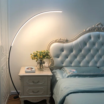 Zemin lambası oturma odası Minimalist ışık lüks köşe lambası Minimalist yatak odası başucu gece balık Luring lamba
